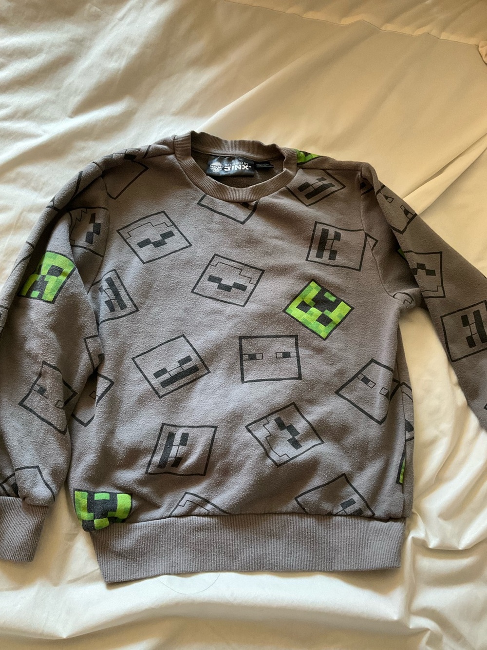 Child  Size Medium Gray Crewneck Sweater Minecraft  Green Creeper Gamer